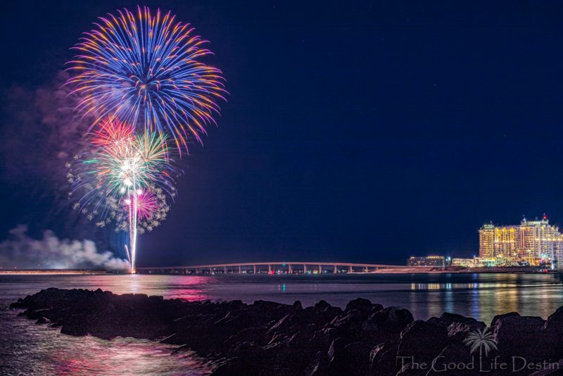 The Best Places to Watch the Destin Harbor Fireworks