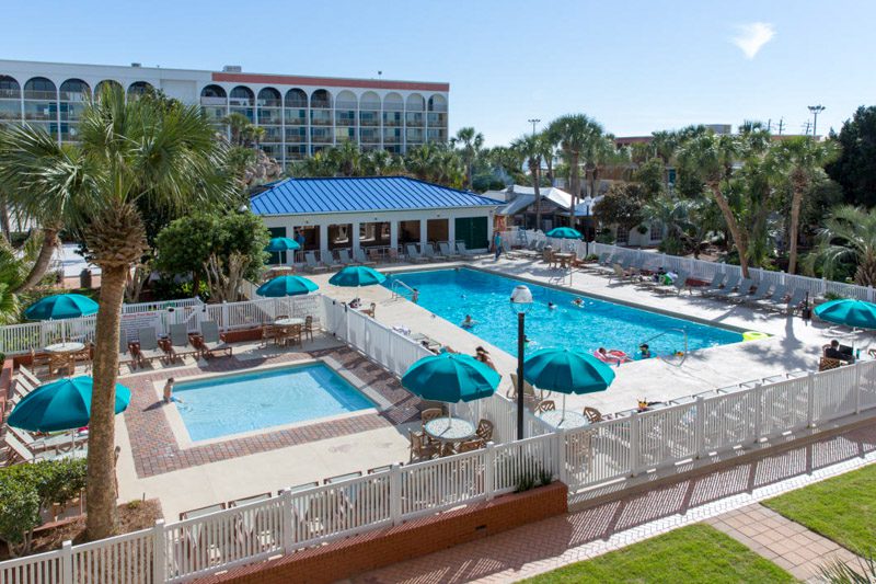 Island Hotel Resort Heated Pool and Kids Pool