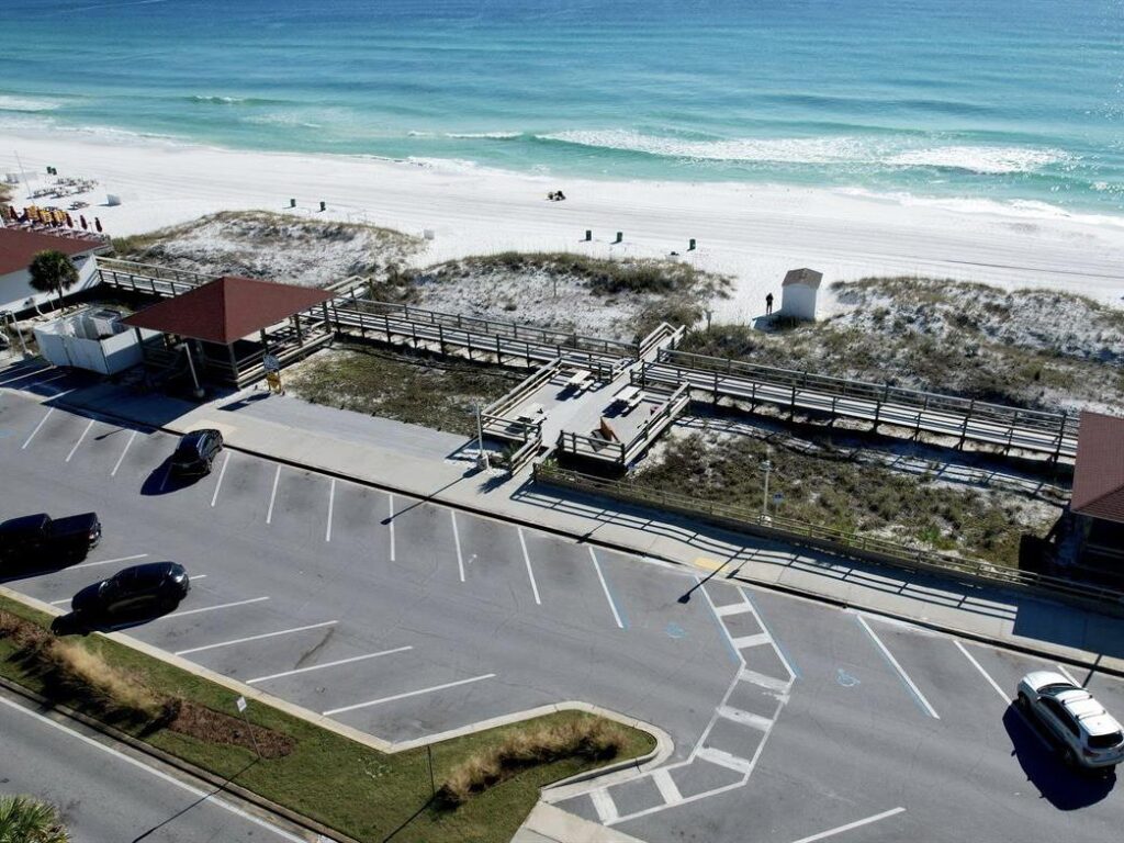 aerial view of James Lee PArk in Destin Florida