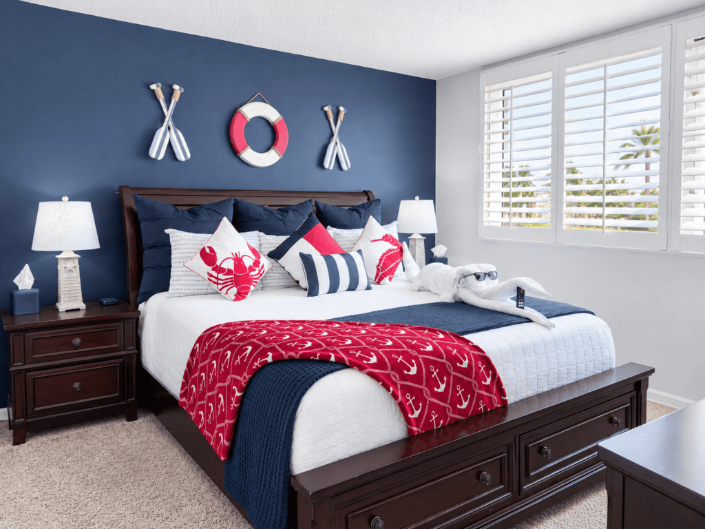 Coastal Captains bedroom at Islander resort condo in Destin